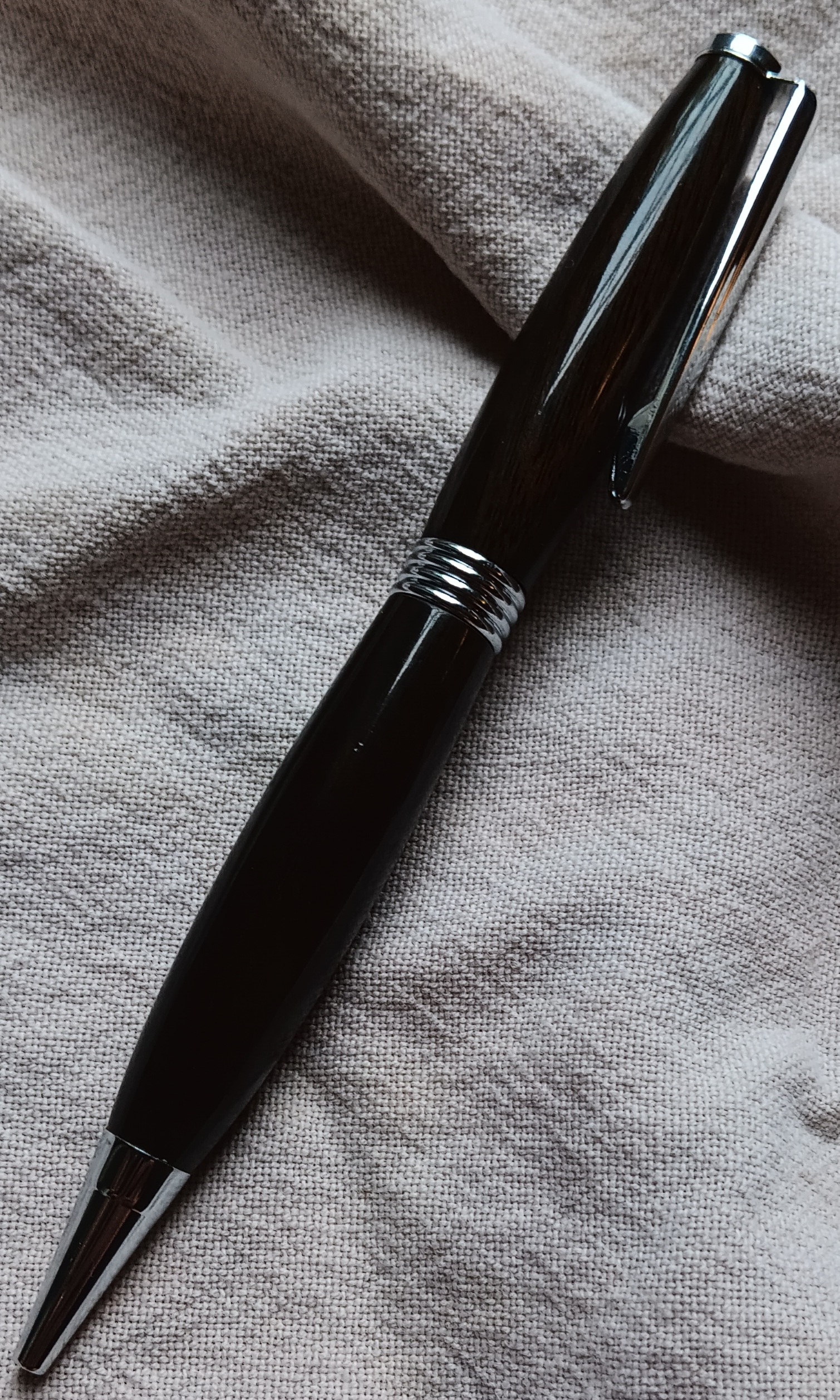 Rollerball Twist Pen
