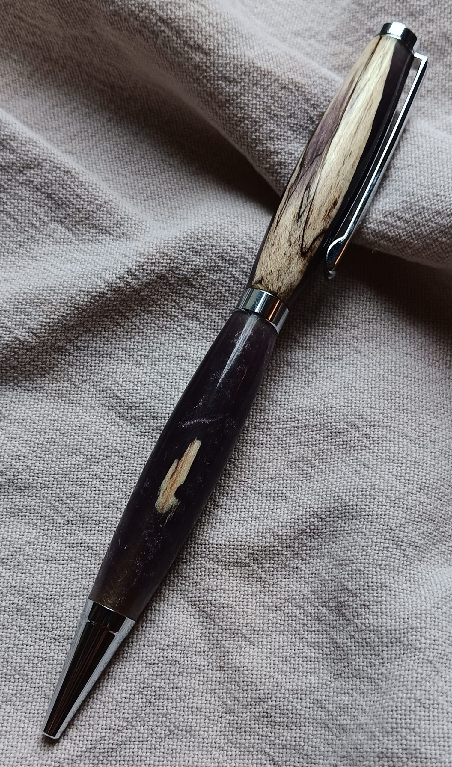 Rollerball Twist Pen